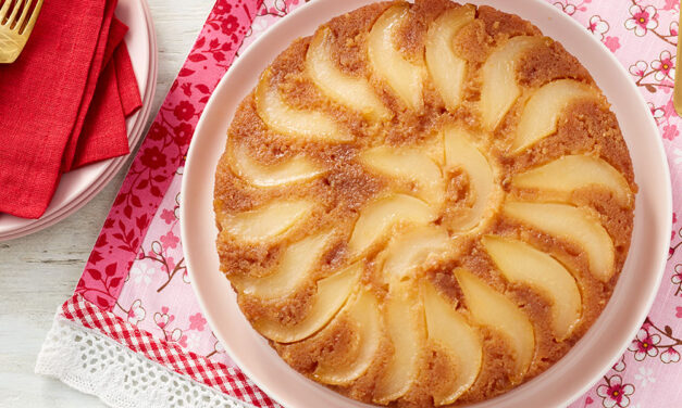 Pear Upside-Down Cake: Your New Favorite Fall Dessert