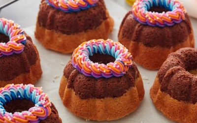 Mini Vanilla and Chocolate Pound Cakes