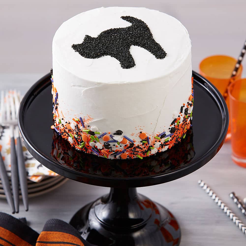 black-cat-cake