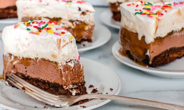 How to Make Ice Cream Cake