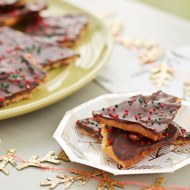Saltine-Cracker-Toffee-Bark