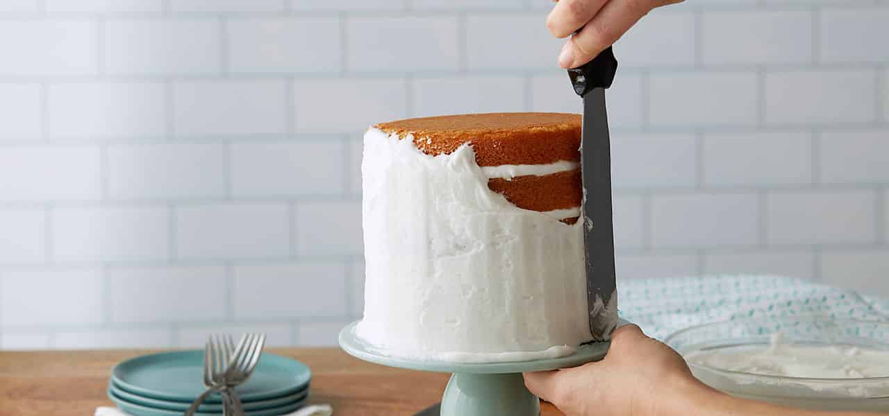 How to Make White Buttercream Frosting