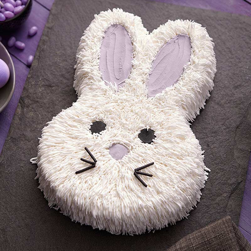 Fluffy-Bunny-Cake Fluffy bunny face cake