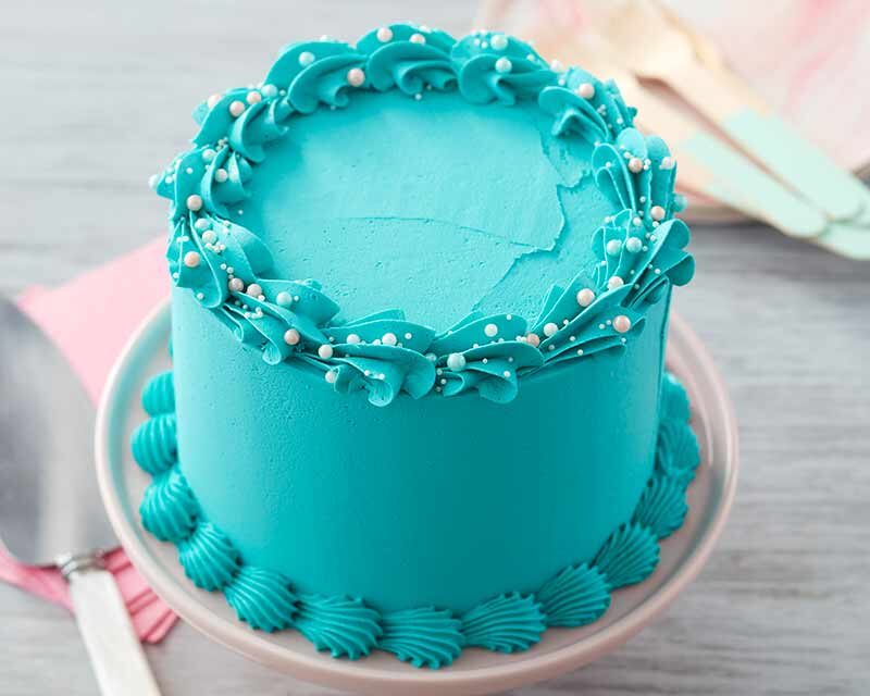 How to Pipe a Buttercream Shell Border