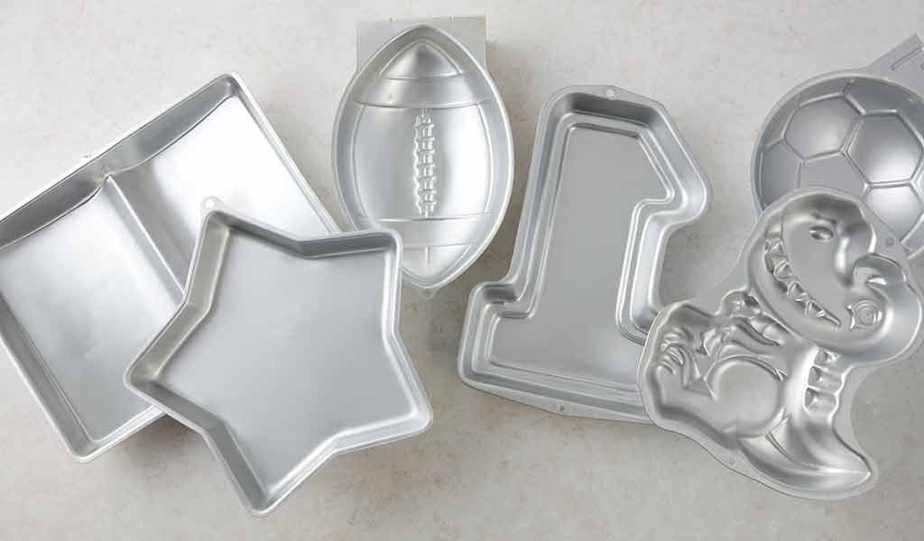 novelty-pans