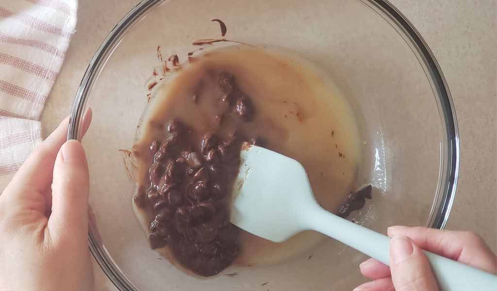 vegan-chocolate-cake-step-4