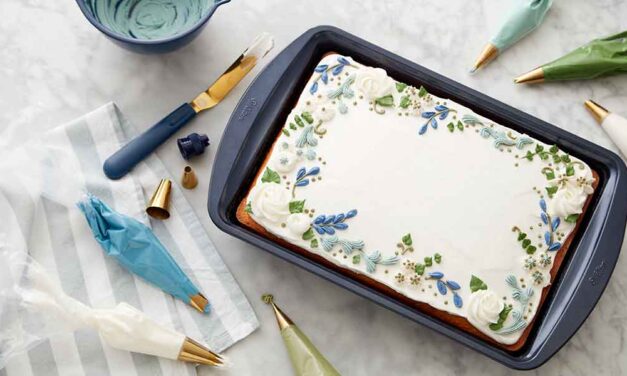 27 Birthday Cake Ideas for Mom