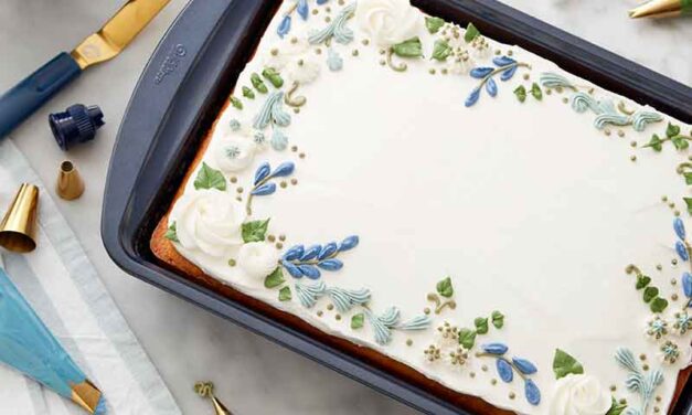 How to Make a Beautiful Buttercream Floral Cake