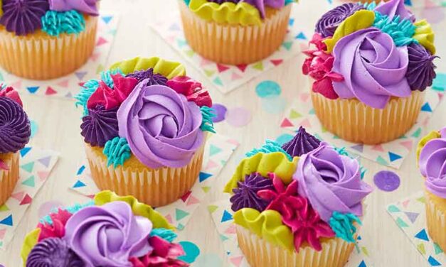 How to Make Textured Buttercream Cupcakes