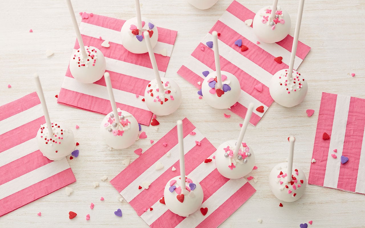 valentine-cake-pops2