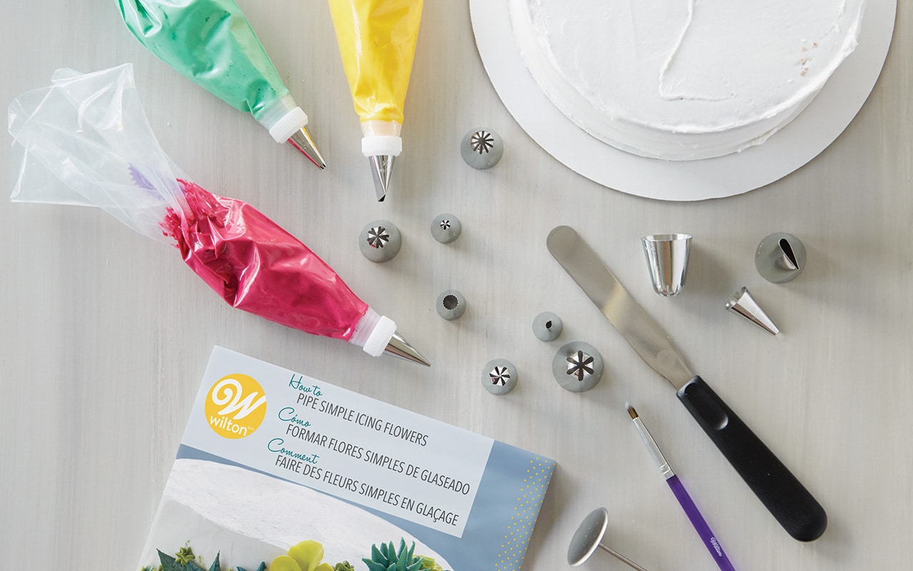 piping-simple-icing-flowers-edu-kit