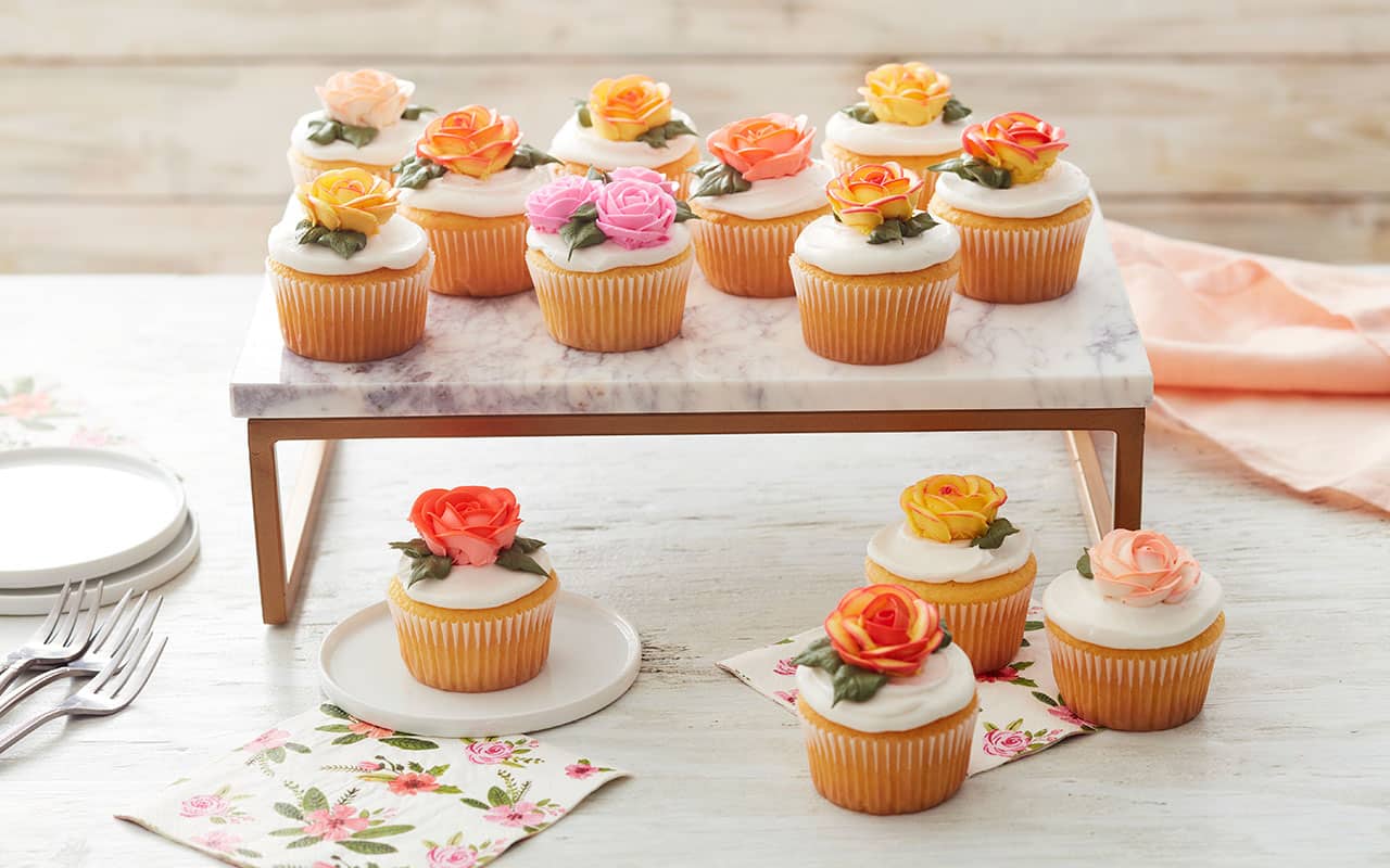 buttercream-rose-cupcakes
