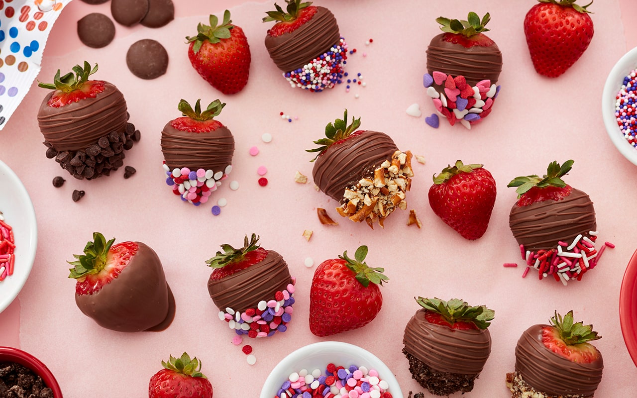 candy-dipped-strawberries