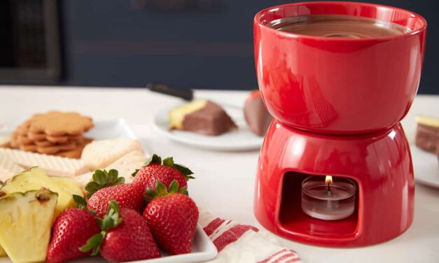 5 Types of Chocolate to Use for Fondue