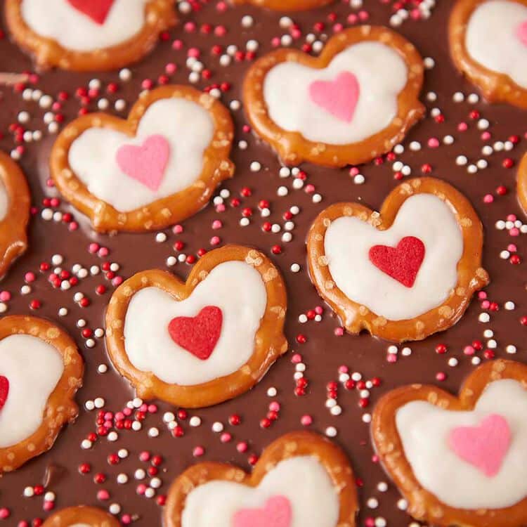valentine-pretzels