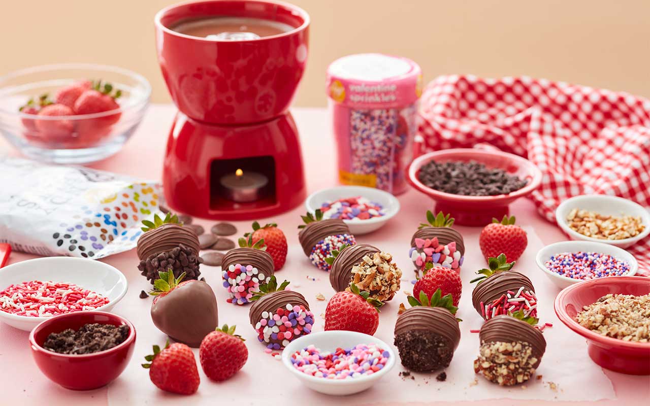 DippedStrawberriesInProcess_222297_03