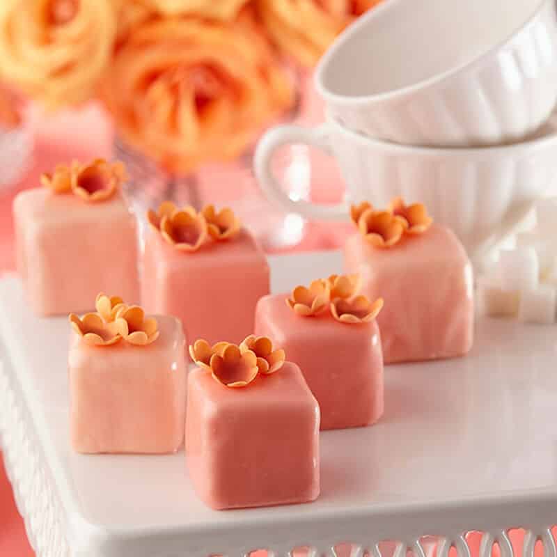 Blossom-Blush-Petit-Fours petit fours