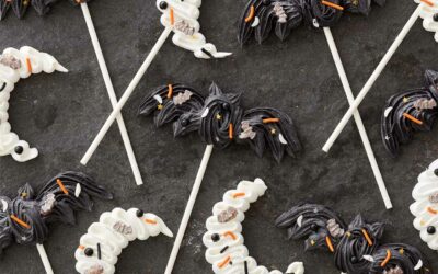 Bat and Moon Meringue Pops