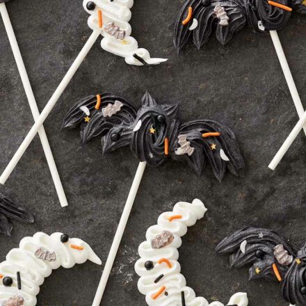 bat and moon shapped meringue pops