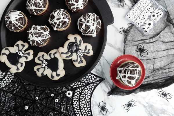 Marshmallow Spider Web Cupcakes with Chocolate Buttercream Frosting